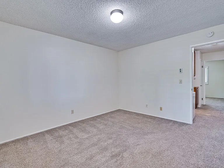 1083 N Abbott Ave — Photo 12