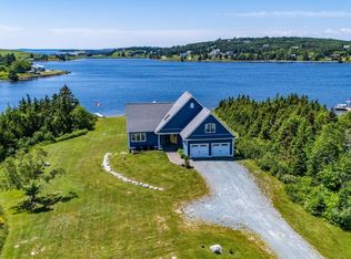 4 Emerald Dr, Halifax, NS B0J 2L0