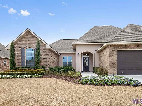 2nd image of 42476 Wynstone Dr