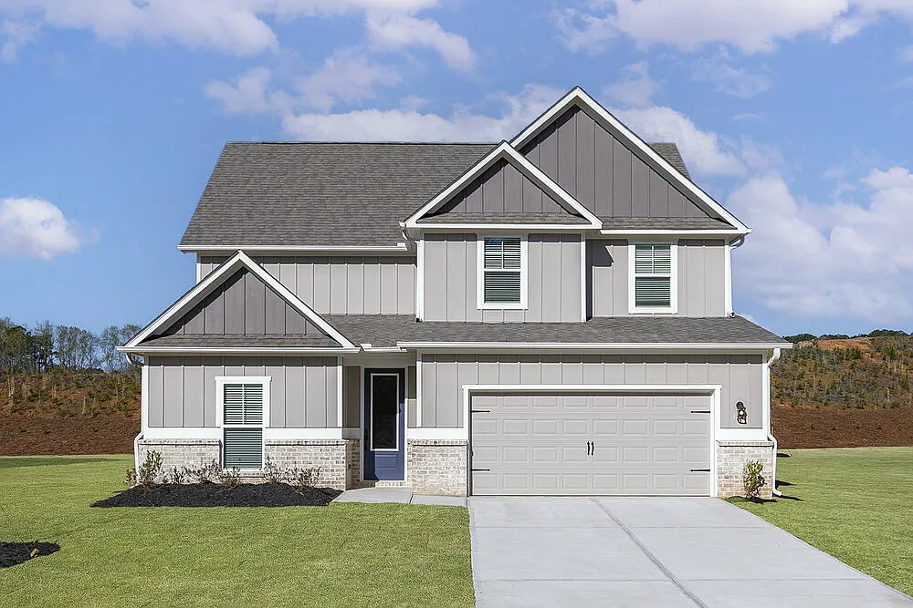 4 bed, 2.5 bath, 2476 sqft, $2,450 — Photo 1