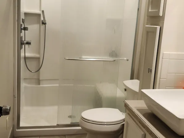 1109 Olive Village Ct, Saint Louis, MO 63132