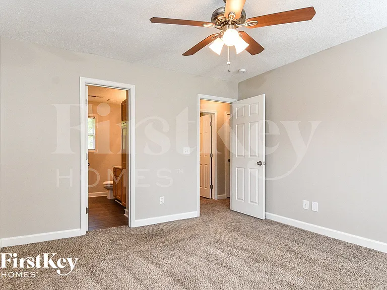 1405 Somerset Crossing Ln — Photo 8