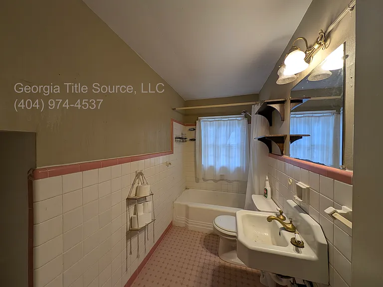 227 Garden Ln #C — Photo 8