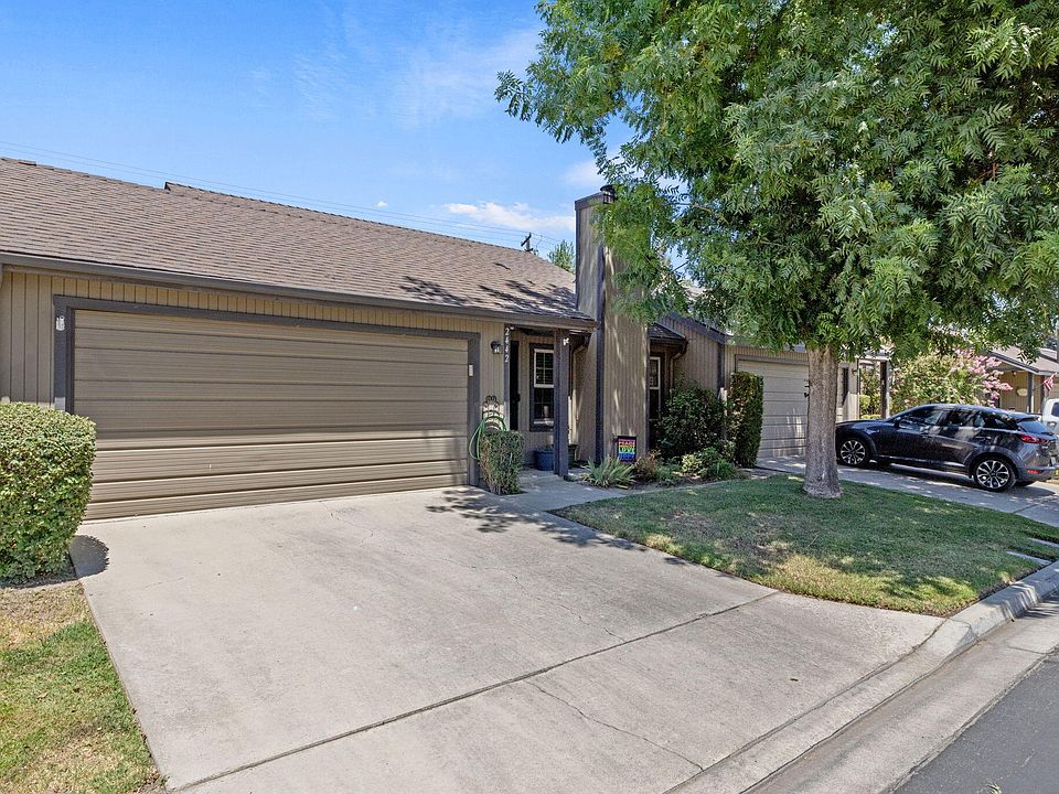 1st image of 2442 E Tulare Avenue