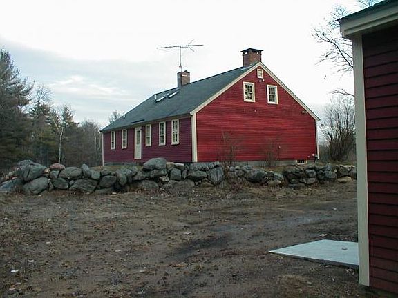 5th image of 46 Matthew Dr