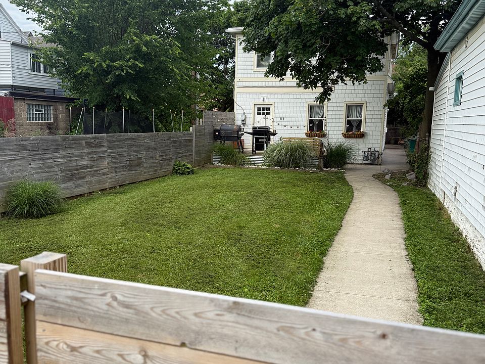 1st image of 117 17th St #1