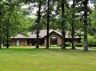 1130 E 425th Rd, Bolivar, MO 65613