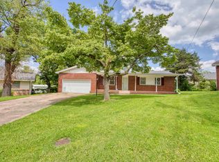 959 E Sayer St, Springfield, MO 65803