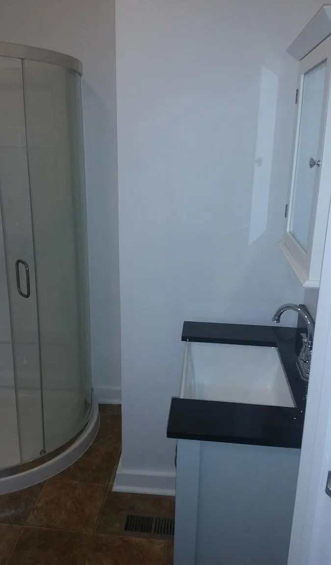 6 bed, 2900 sqft, $3,204 — Photo 4