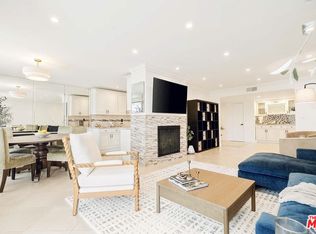 1215 Brockton Ave APT 203, Los Angeles, CA 90025