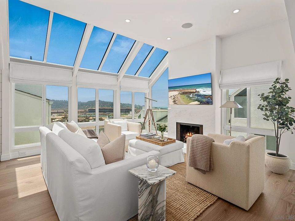 1st image of 365 Shoemaker Ln