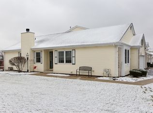 17217 Arrowhead Dr, Lockport, IL 60441