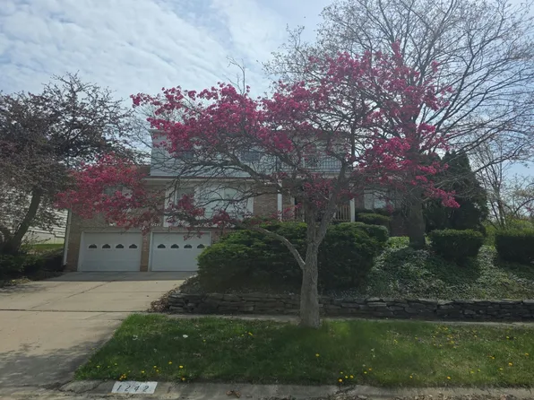1242 San Juan Dr, Flint, MI 48504