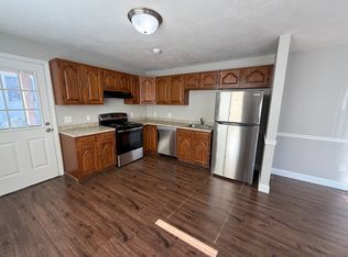 73 Elm St APT 1, Johnston, RI 02919