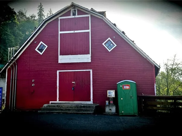 9215 Carnation Duvall Rd NE, Carnation, WA 98014