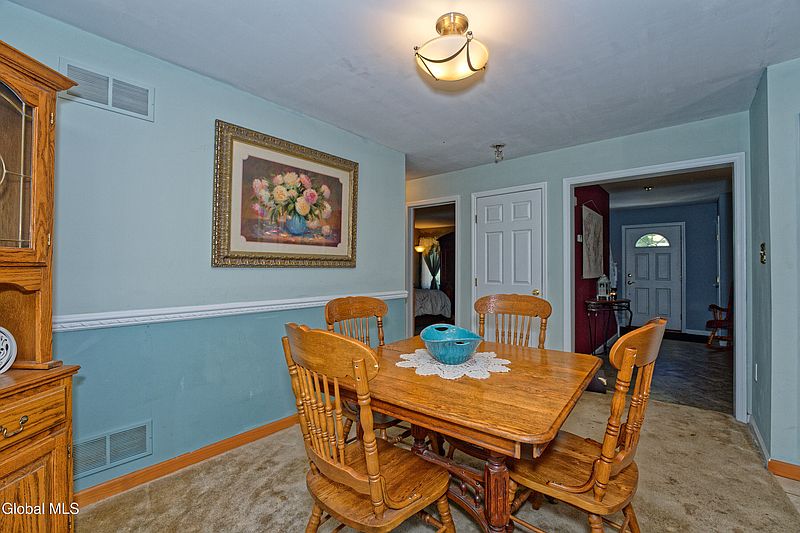 5th image of 139 Homestead Road