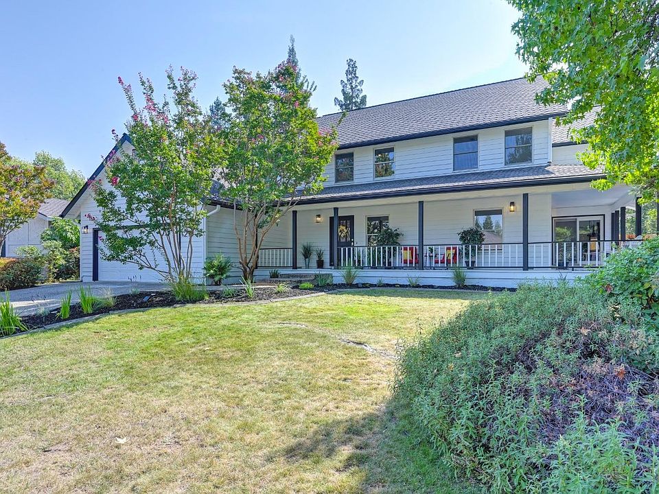 1st image of 210 Firestone Dr