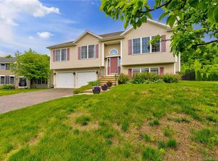183 Auburn St, Naugatuck, CT 06770