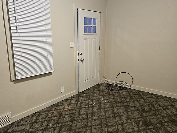 3rd image of 736 S 1st Ave #4