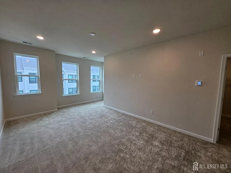 605 Parker Blvd — Photo 11