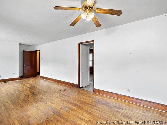 5th image of 5427 Birch Rd