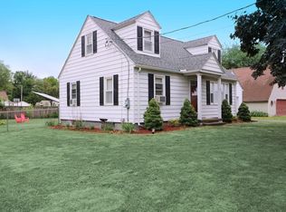 65 Sampson St, Chicopee, MA 01020