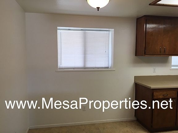 3rd image of 21819 Esaws Ave