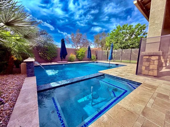 987 E Knightsbridge Way, Gilbert, AZ 85297