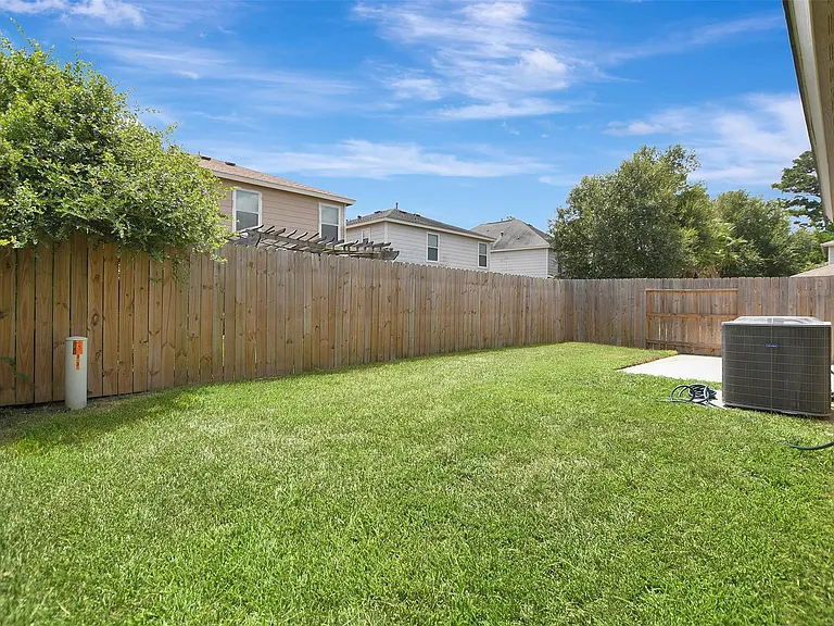 3131 Beacon Grove St — Photo 32