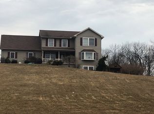 389 Dad Burnhams Rd, Schuylkill Haven, PA 17972