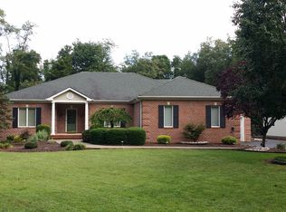 460 W Farms Rd, Farmingdale, NJ 07727