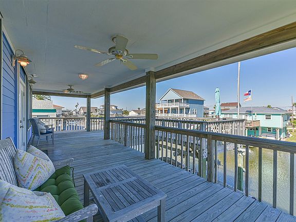 3rd image of 22820 Cuadro St