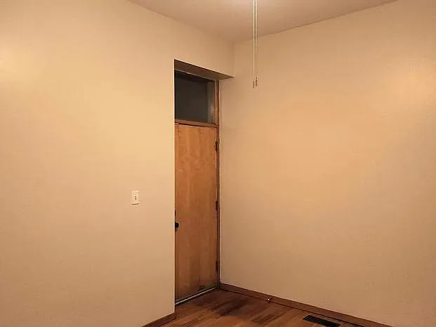 Unit Photo