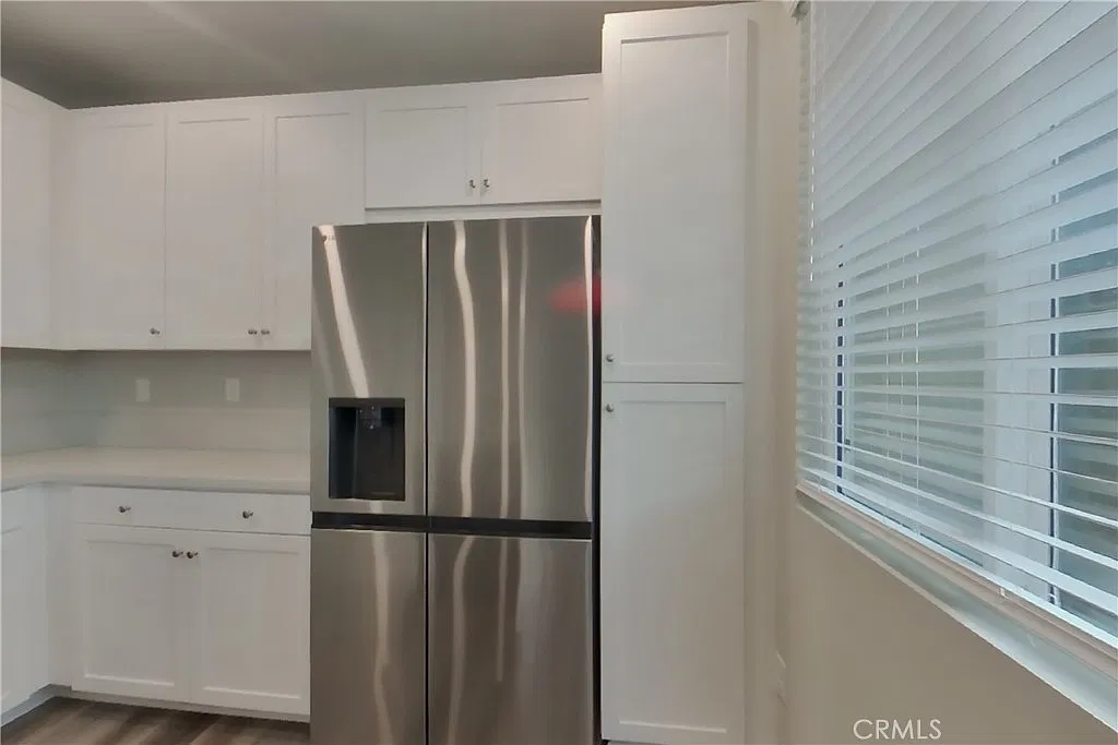 3 bed, 2.5 bath, 1524 sqft, $3,149 — Photo 4