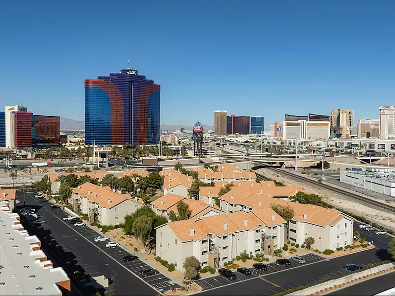 4200 S Valley View Blvd #3019 — Photo 3
