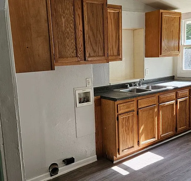 2717 S Villa Dr — Photo 9