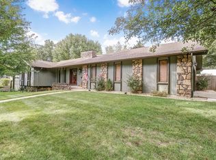 2309 E Shady Glen Dr, Springfield, MO 65804
