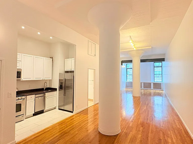 80 Varick St #8D — Photo 3