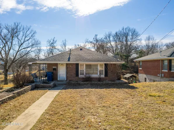 1609 Swifts Hwy, Jefferson City, MO 65109