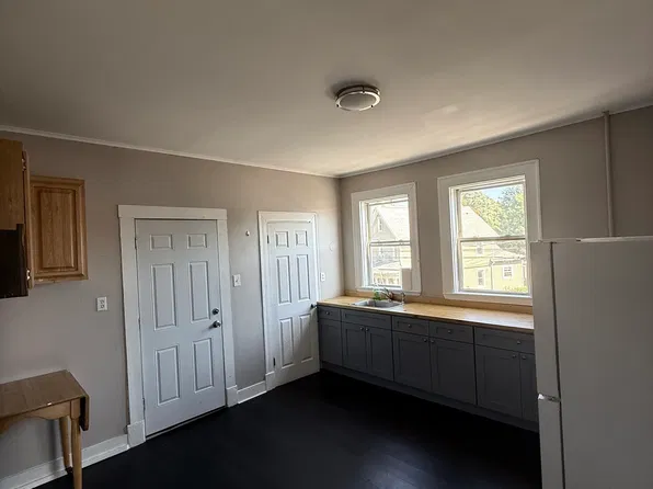 68 Anderson St, Naugatuck, CT