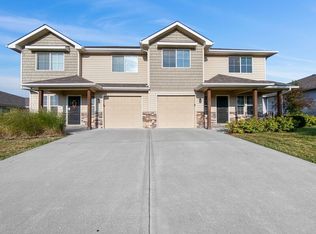 8213 SW 3rd St, Blue Springs, MO 64014