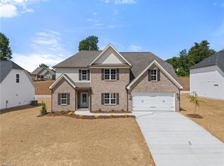 6947 Orchard Path Dr, Clemmons, NC 27012