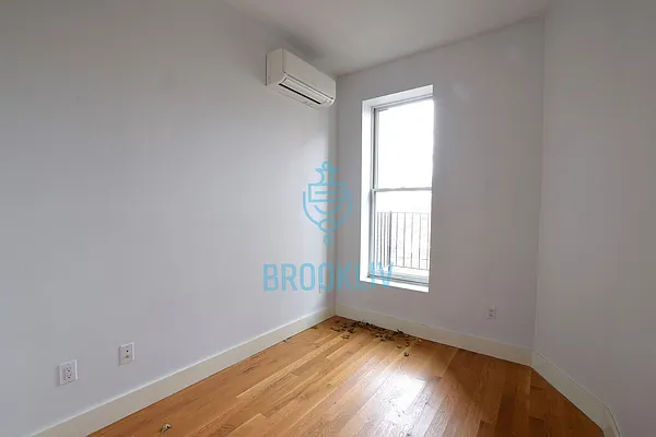 Rented by null | media 48