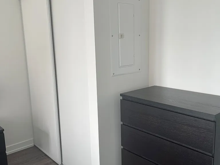20 Edward St #1813 — Photo 5