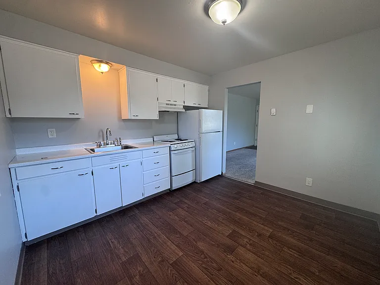 11580 SW Hall Blvd #7 — Photo 12