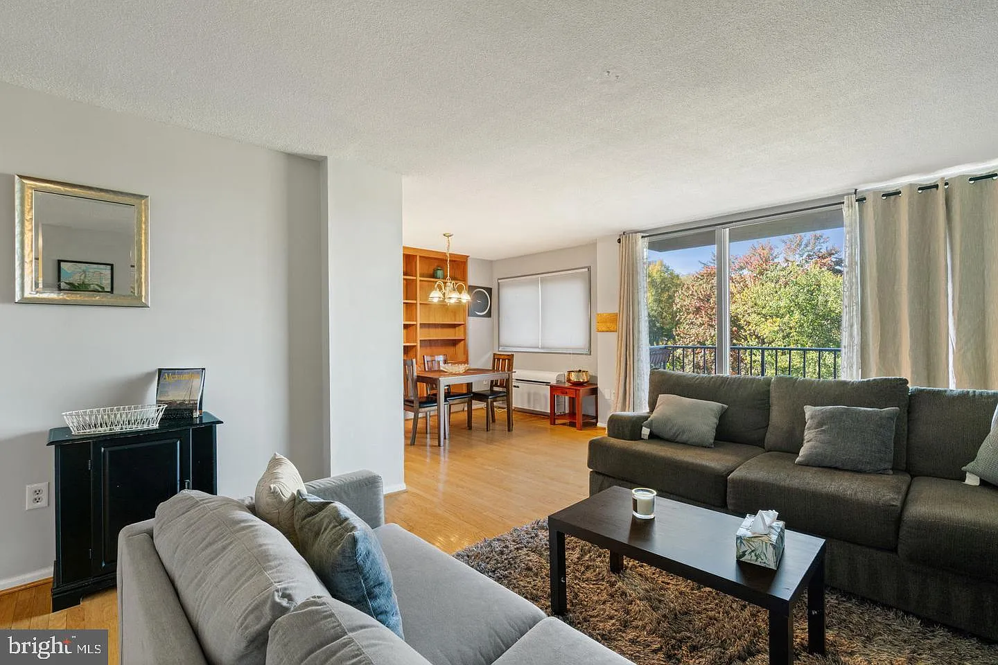 2 bed, 2.0 bath, 1170 sqft, $2,750 — Photo 1