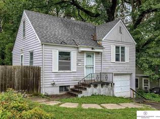 6511 Pinkney St, Omaha, NE 68104