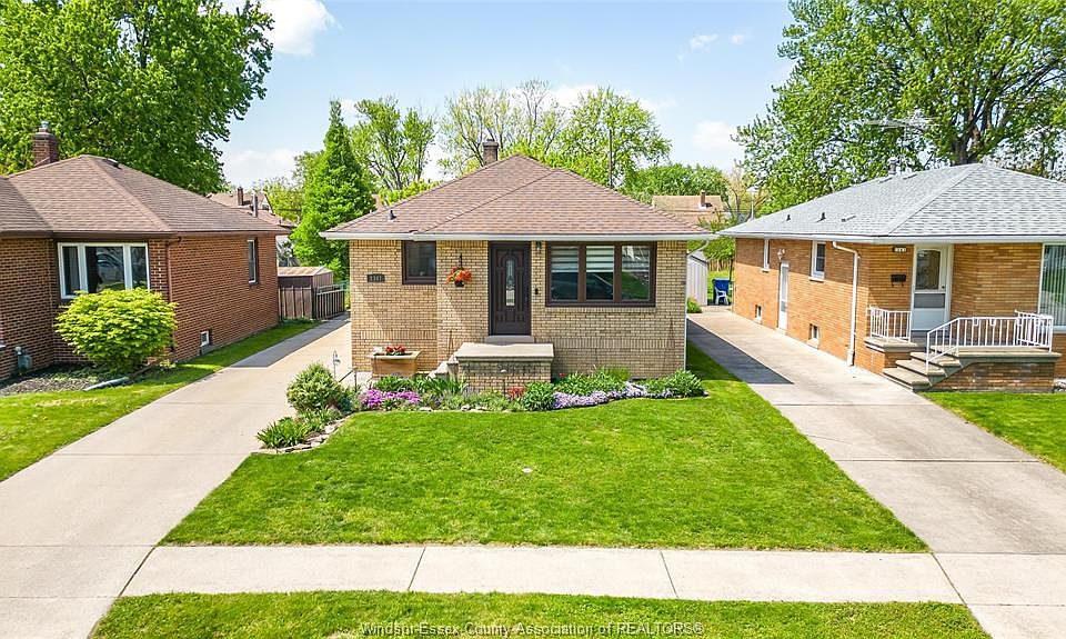 1st image of 1347 Bernard Rd