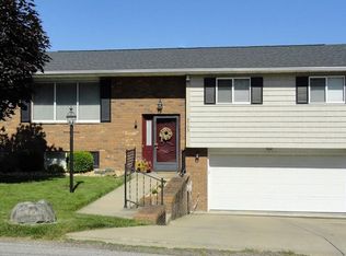 3703 1st Ave, Vienna, WV 26105