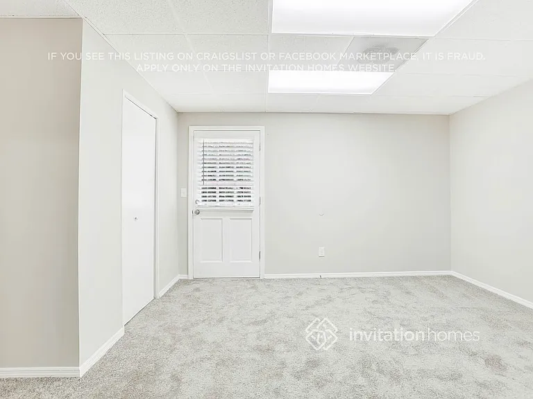 164 Kathryn Dr — Photo 17